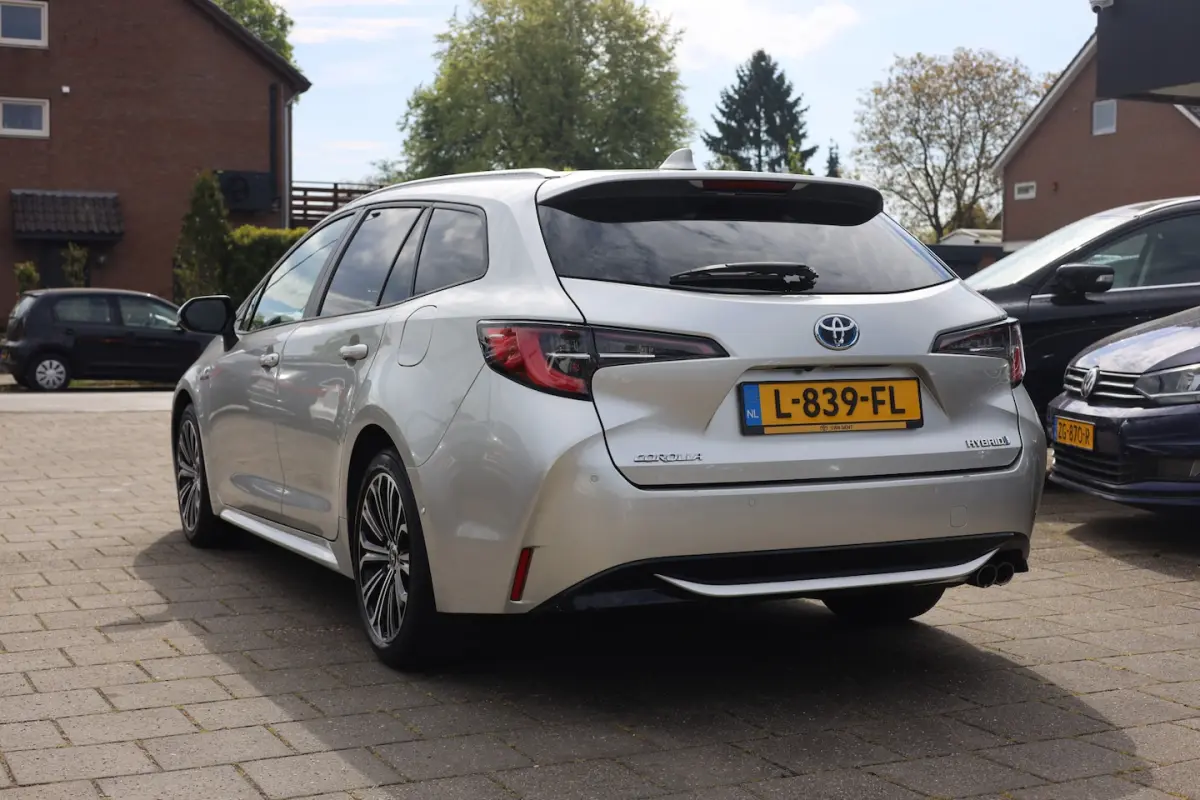 2.0 HYBRID GR-SPORT I CAMERA I CARPLAY I ACC | ECC
