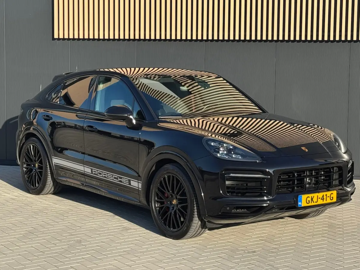 4.0 GTS V8 |Pano|Alcantara|Chrono|HUD|