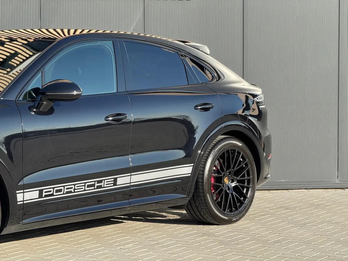 4.0 GTS V8 |Pano|Alcantara|Chrono|HUD|
