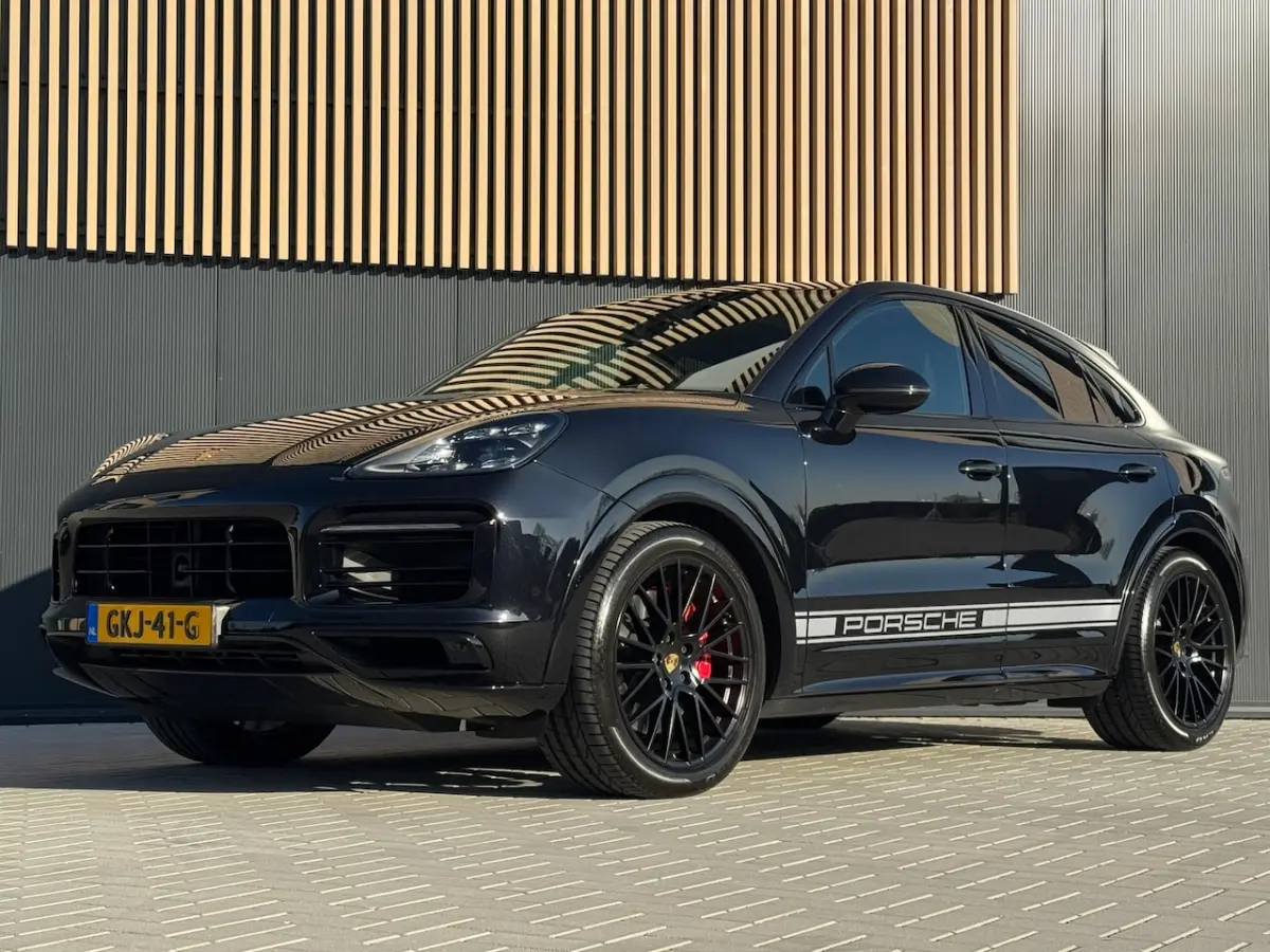 4.0 GTS V8 |Pano|Alcantara|Chrono|HUD|