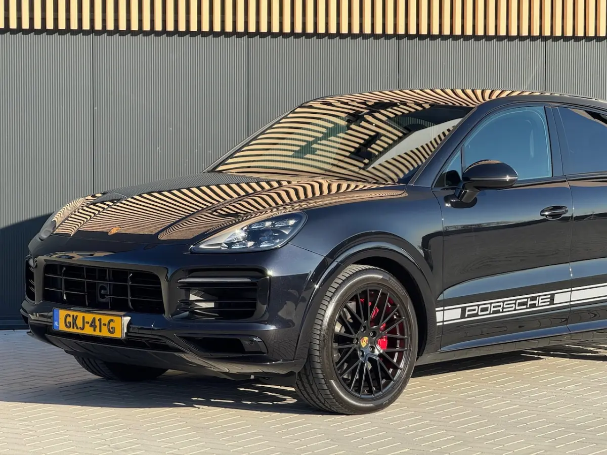 4.0 GTS V8 |Pano|Alcantara|Chrono|HUD|