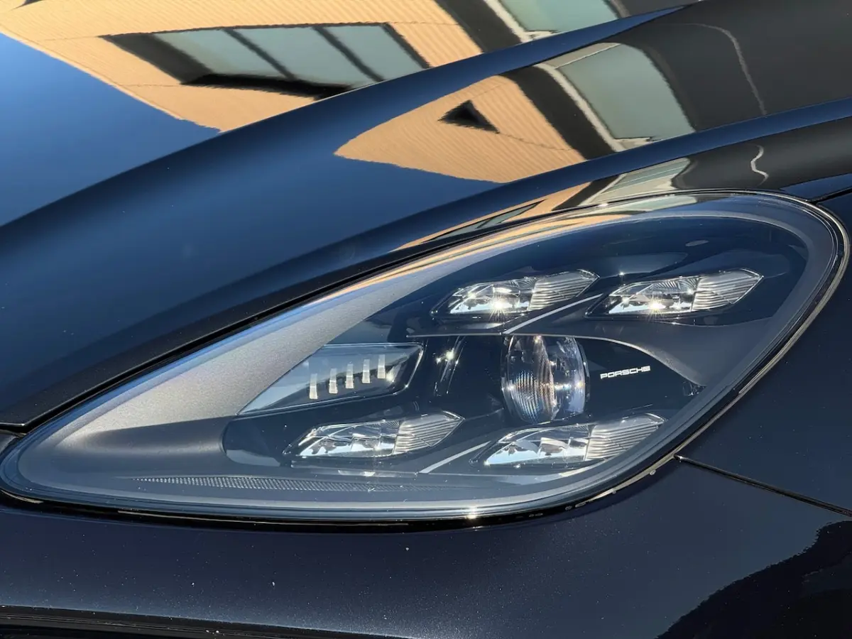 4.0 GTS V8 |Pano|Alcantara|Chrono|HUD|