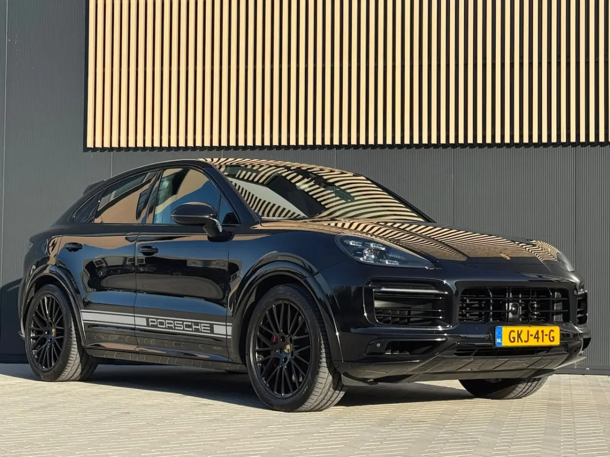 4.0 GTS V8 |Pano|Alcantara|Chrono|HUD|