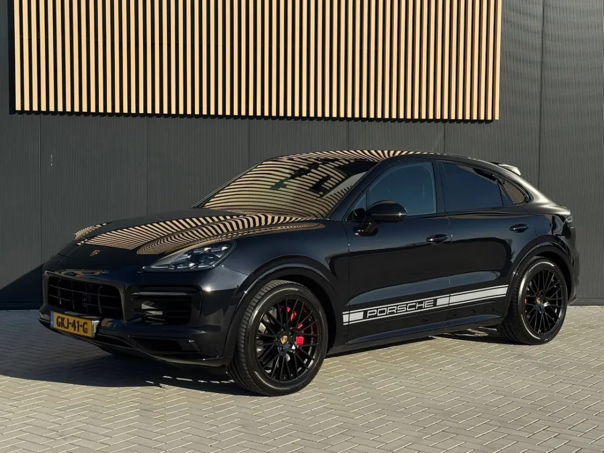 4.0 GTS V8 |Pano|Alcantara|Chrono|HUD|