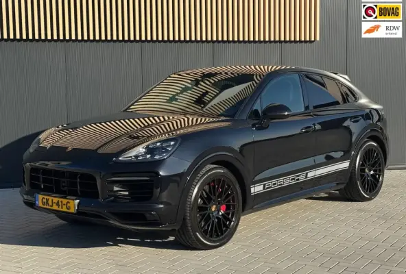 4.0 GTS V8 |Pano|Alcantara|Chrono|HUD|