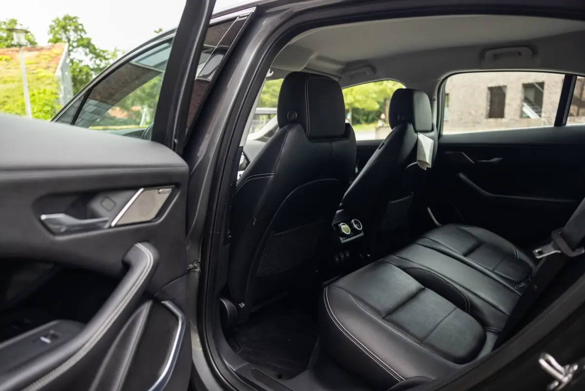 EV400 HSE 90 kWh (400pk) 1e Eig | slechts 11.534 km | BTW |