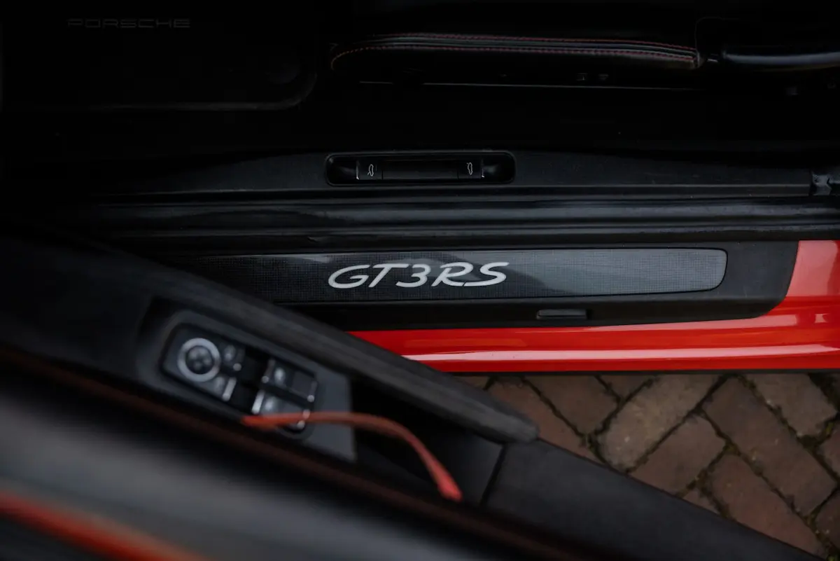 991 4.0 GT3 RS (500pk) Approved | Lave Orange