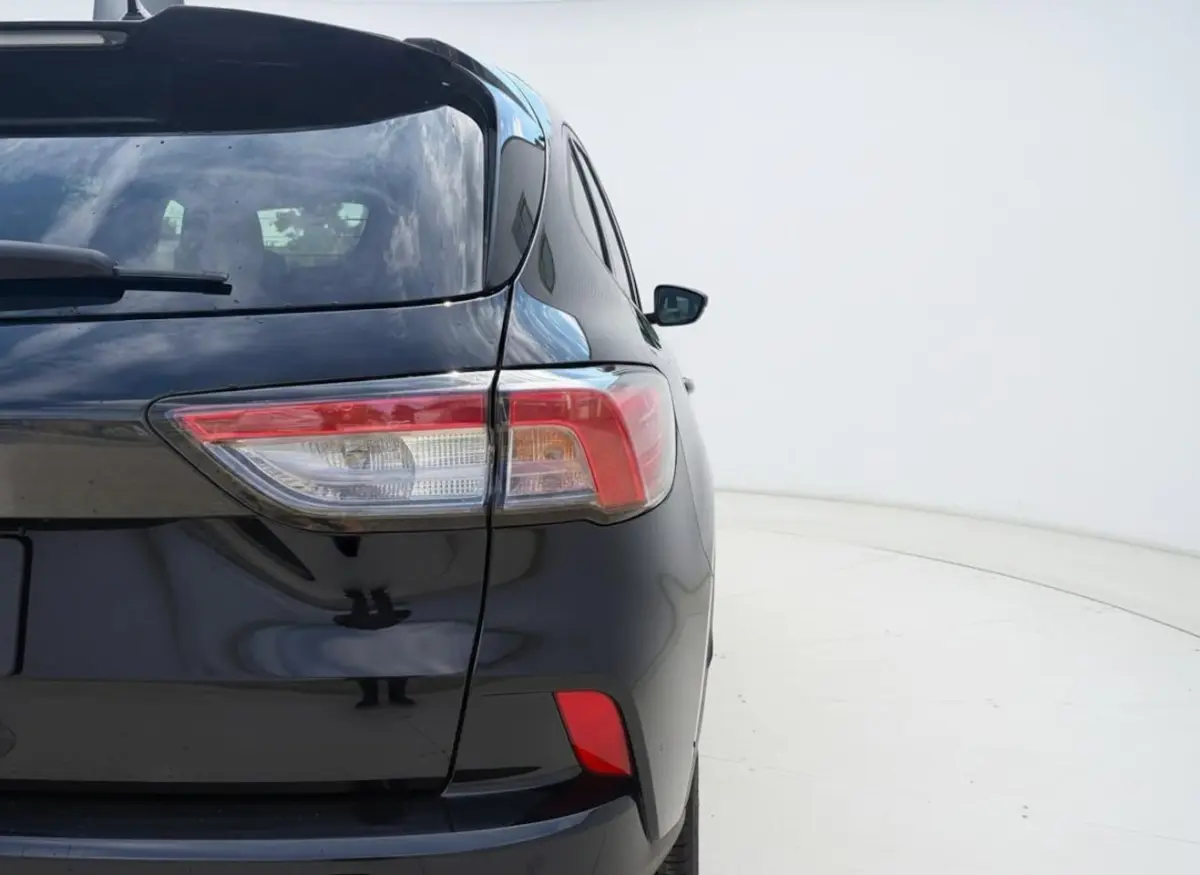 2.5 PHEV Titanium TREKHAAK - B&O - EL. STOEL - NAVI - CLIMATE