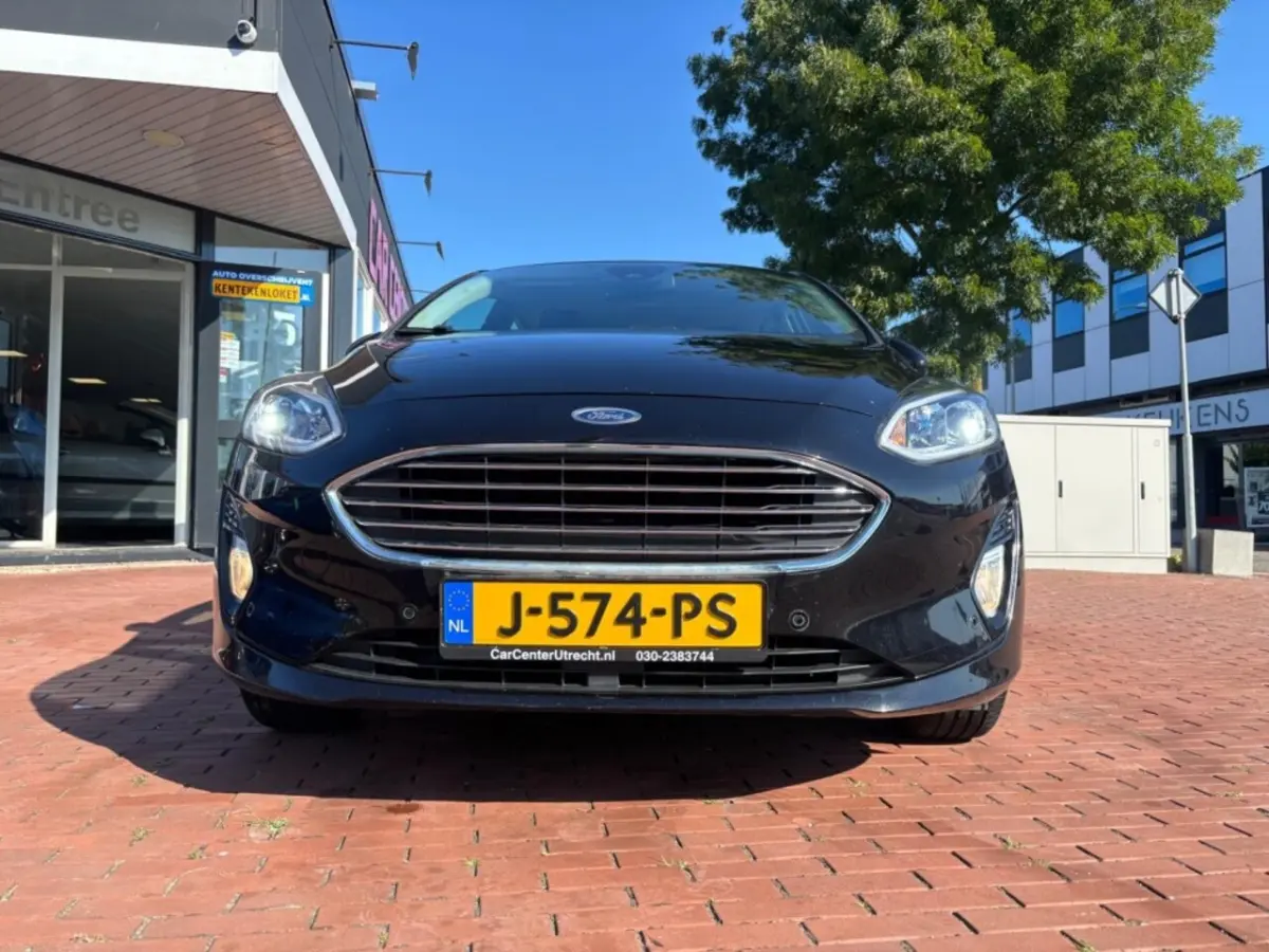1.5 TDCi Titanium 6vers camara navi airco