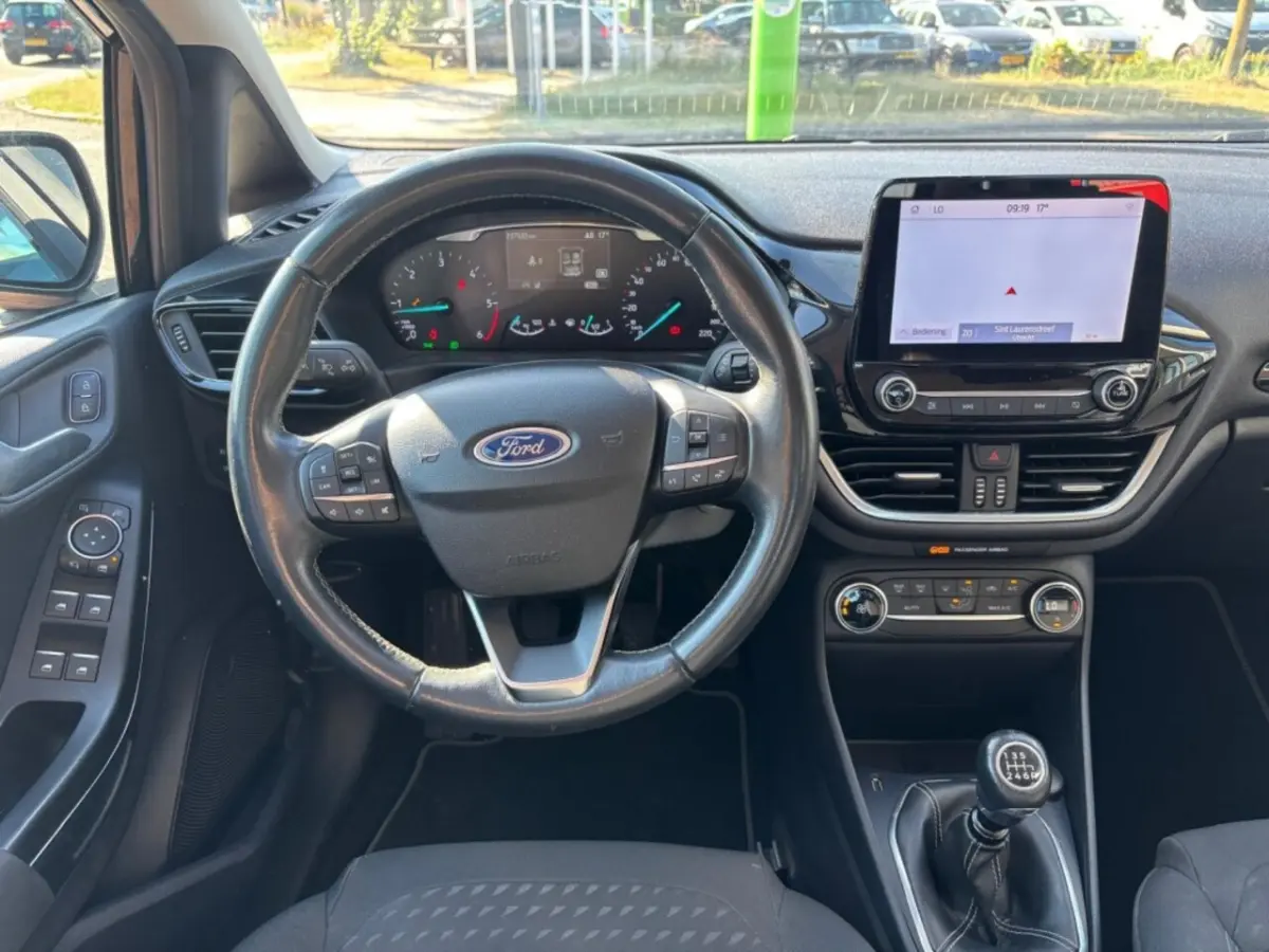 1.5 TDCi Titanium 6vers camara navi airco