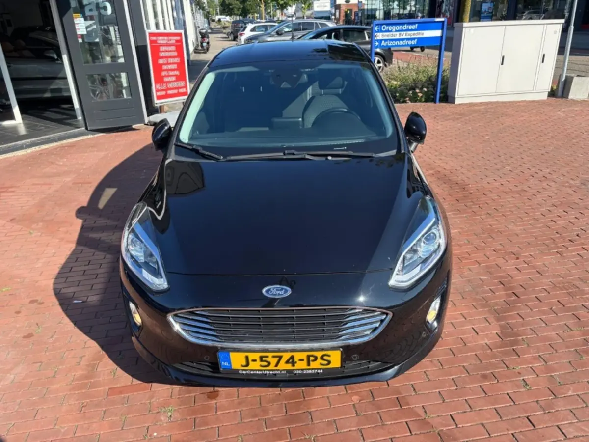 1.5 TDCi Titanium 6vers camara navi airco