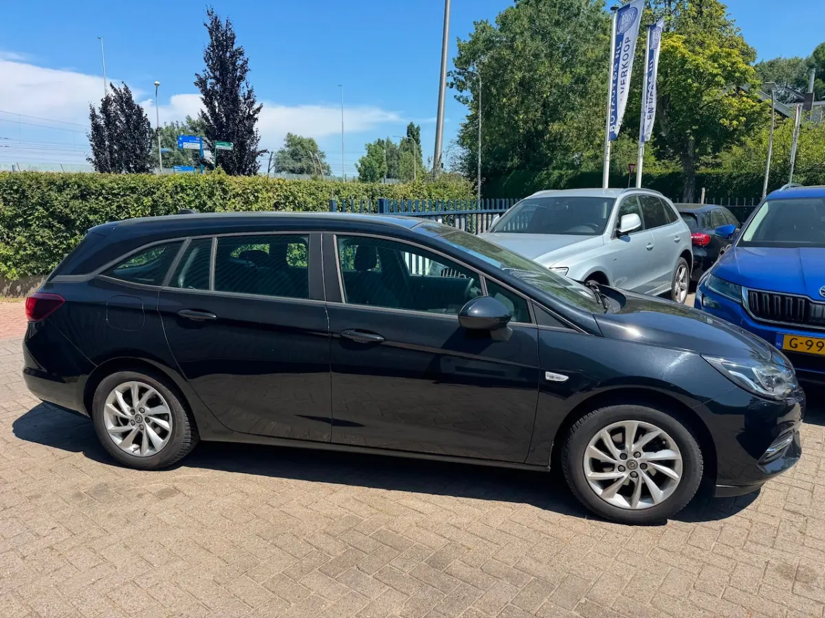 1.2 Edition ECC / CRUISE / NAVI / LMV / PARKEERSENSOREN / EDITION + PAKKET