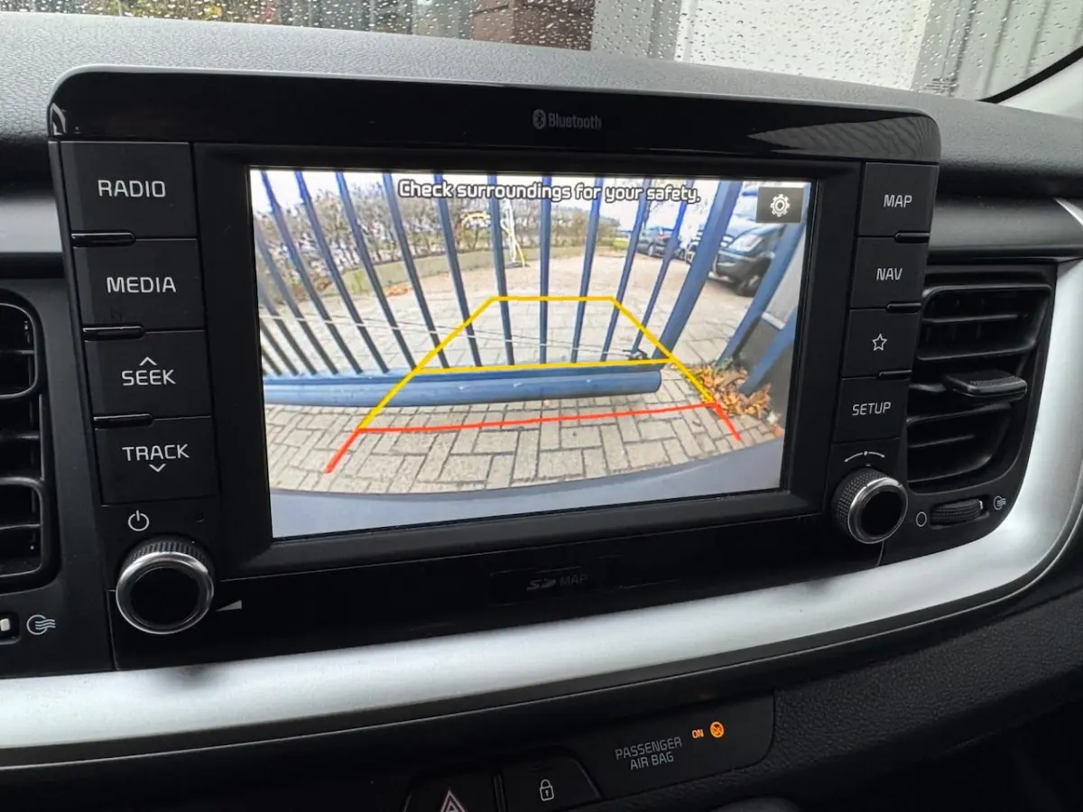 1.0 T-GDi DynamicLine / NAVI / AIRCO / CAMERA / CRUISE / HOGE INSTAP/ PARKEERSENSOREN / LM