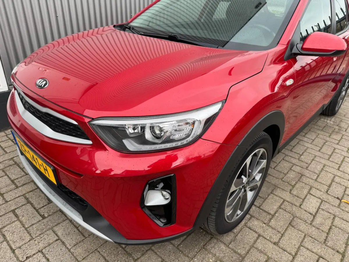 1.0 T-GDi DynamicLine / NAVI / AIRCO / CAMERA / CRUISE / HOGE INSTAP/ PARKEERSENSOREN / LM