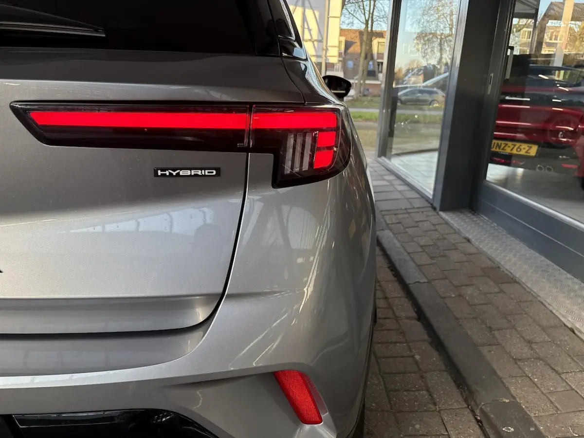 1.2 Turbo 145 pk Hybrid GS | Techno pakket