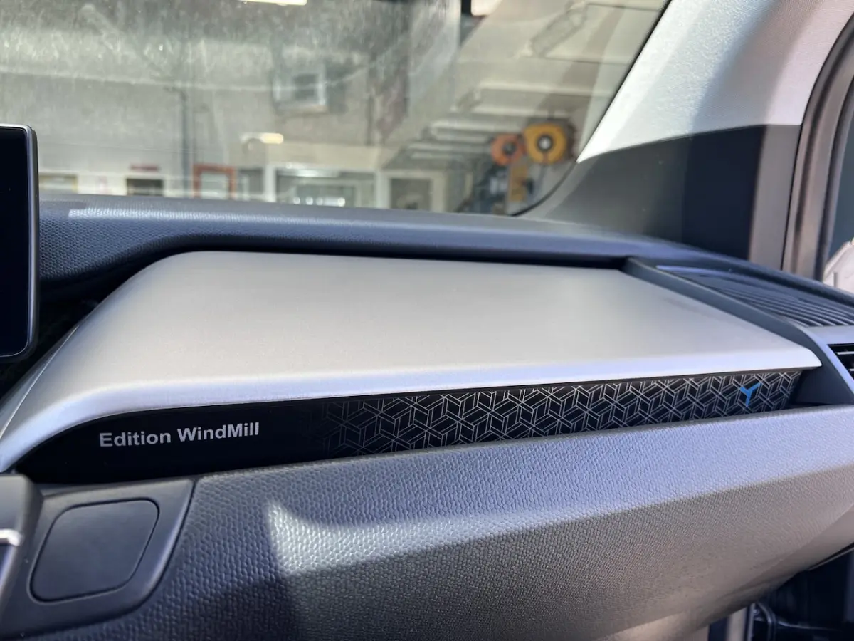 Edition Windmill 120Ah/ 42 kWh/ Schuifdak/ All-Season