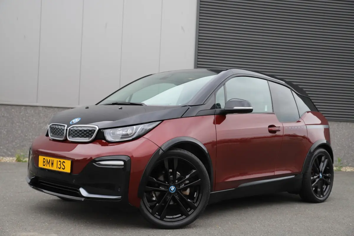 S 184pk*Unique Forever*120Ah 42 kWh/H-Kardon/Sunroof/Adaptive/W-pomp/3-fase/20"
