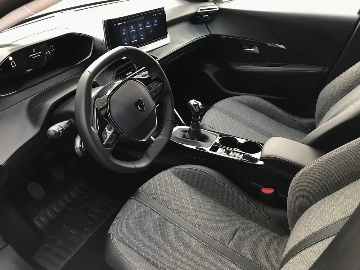 Allure PureTech 100pk | Parkeersensoren voor en achter | Draadloos Apple Carplay/Android A