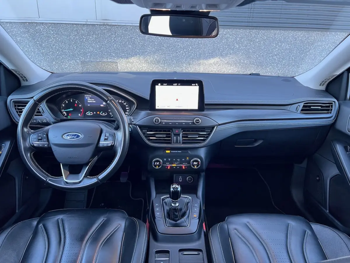 125pk EcoBoost/Vignale/B&O/Adaptive/Matrix/Schuifdak/HUD/Trekh