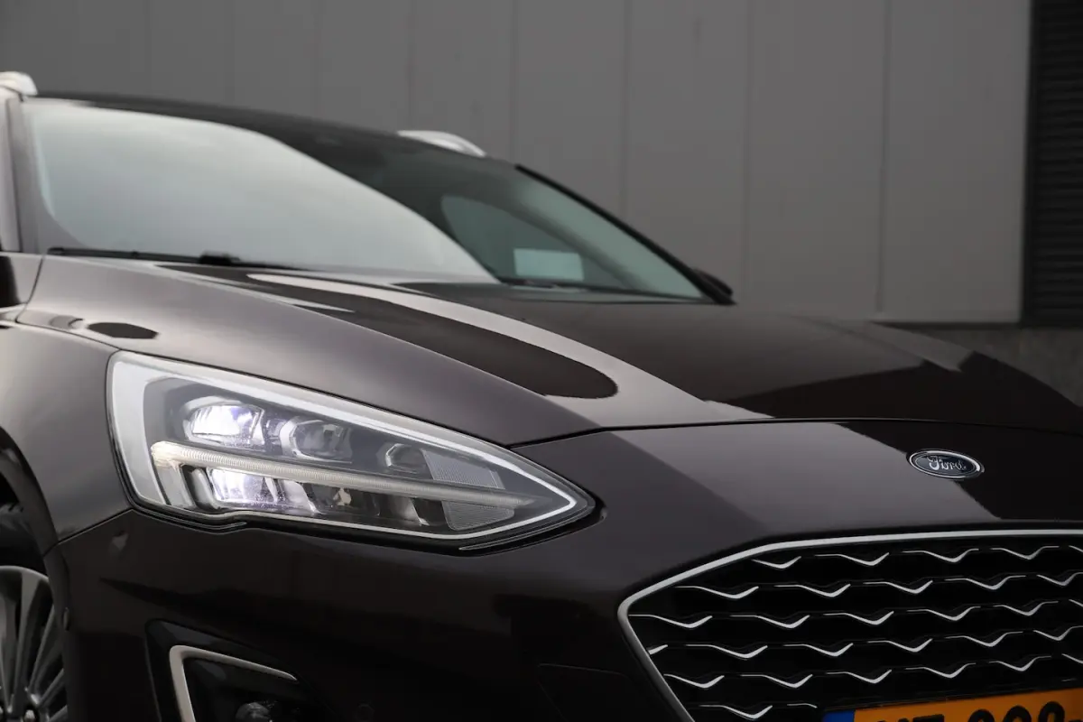 125pk EcoBoost/Vignale/B&O/Adaptive/Matrix/Schuifdak/HUD/Trekh