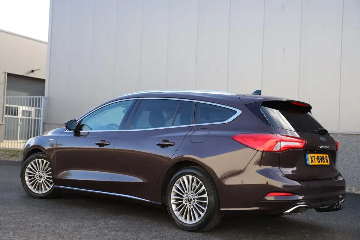 125pk EcoBoost/Vignale/B&O/Adaptive/Matrix/Schuifdak/HUD/Trekh