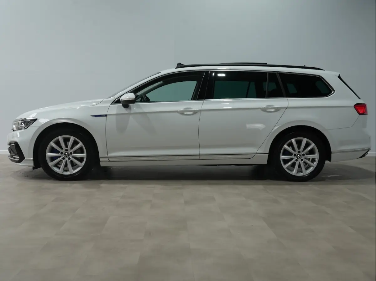GTE 1.4 TSI eHybrid 218pk PHEV Business / Panoramadak / iQ Light / Massage / Travel Assist