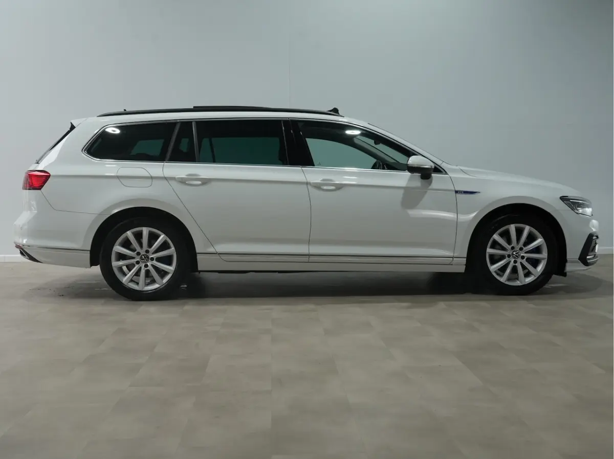GTE 1.4 TSI eHybrid 218pk PHEV Business / Panoramadak / iQ Light / Massage / Travel Assist