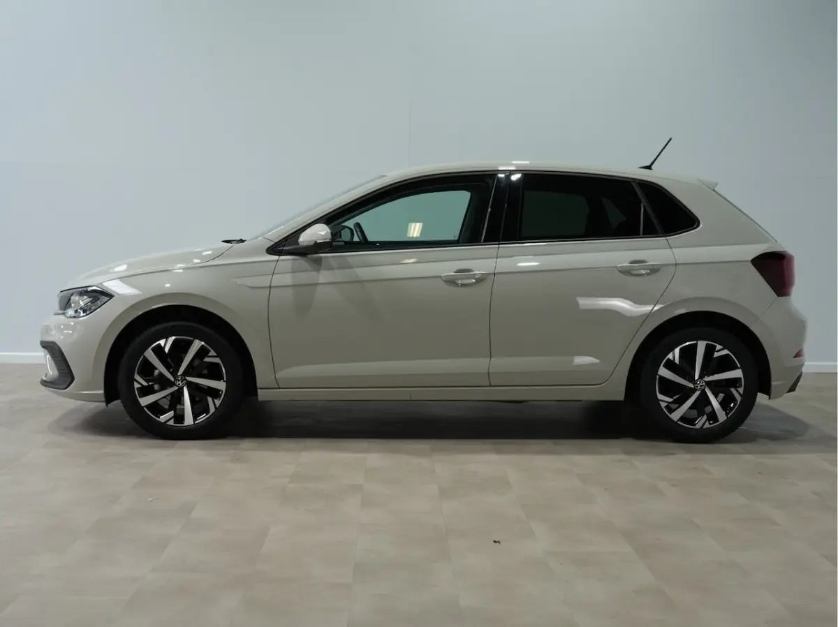 1.0 TSI Life Business | Ascot Grey | Full-LED | Camera | Android/Carplay 180