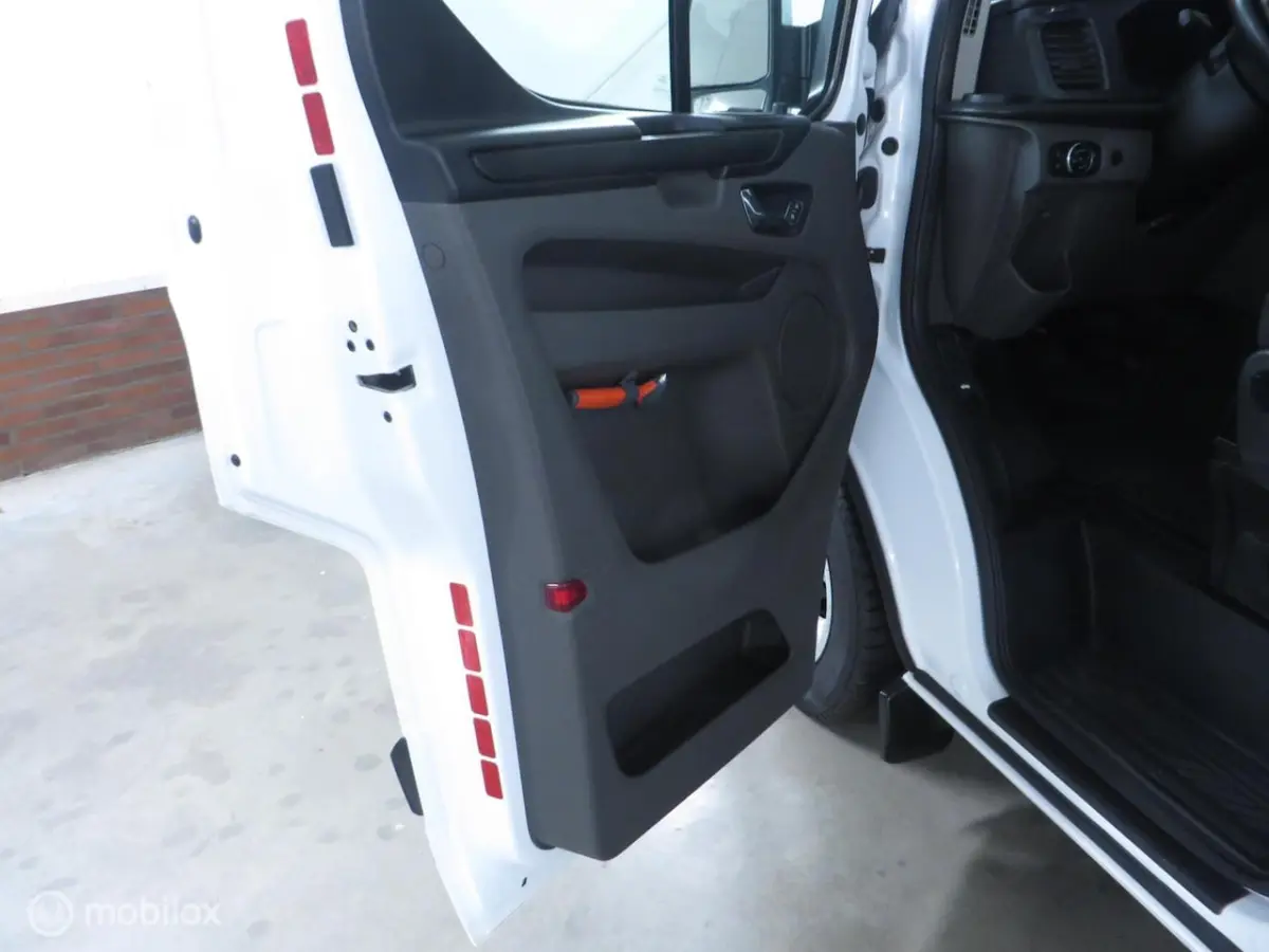 320 2.0 TDCI L2H2 Trend