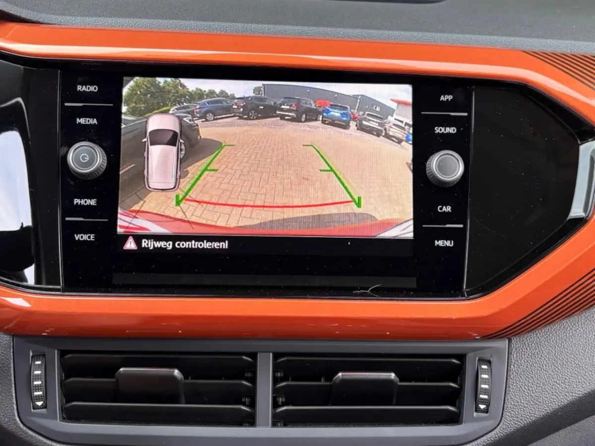 1.0 TSI AUT. 115PK ORANGE-EDITION LED CARPLAY CAMERA NAVI AIRCO LMV PDC