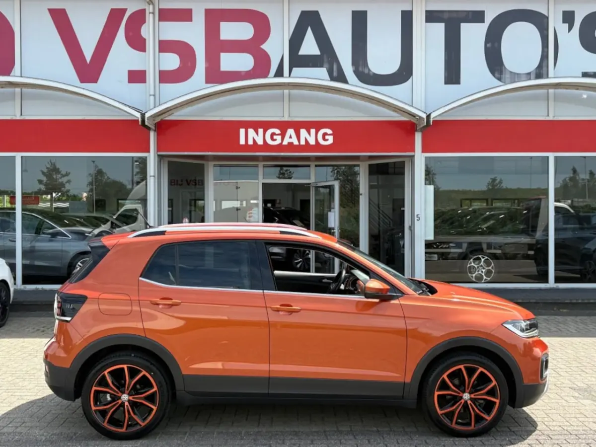 1.0 TSI AUT. 115PK ORANGE-EDITION LED CARPLAY CAMERA NAVI AIRCO LMV PDC