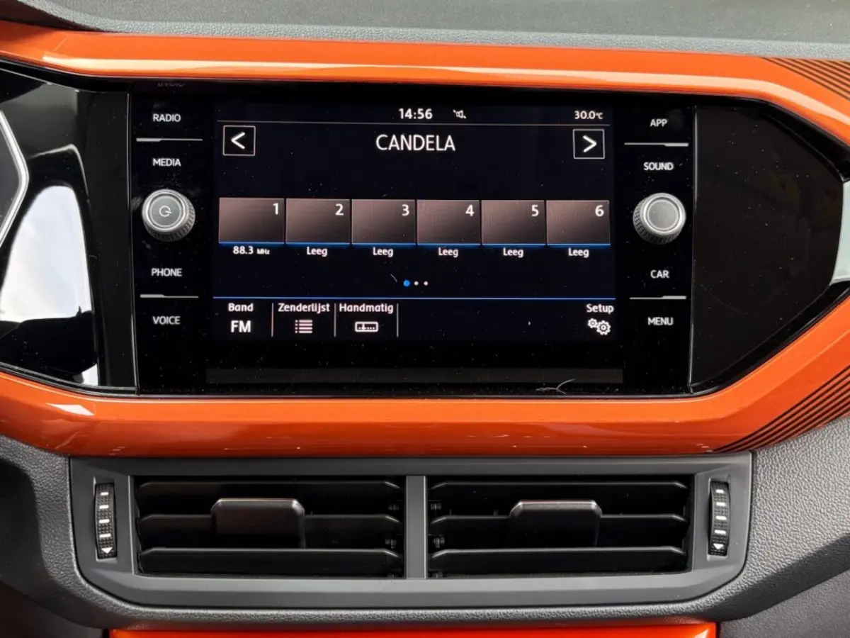 1.0 TSI AUT. 115PK ORANGE-EDITION LED CARPLAY CAMERA NAVI AIRCO LMV PDC