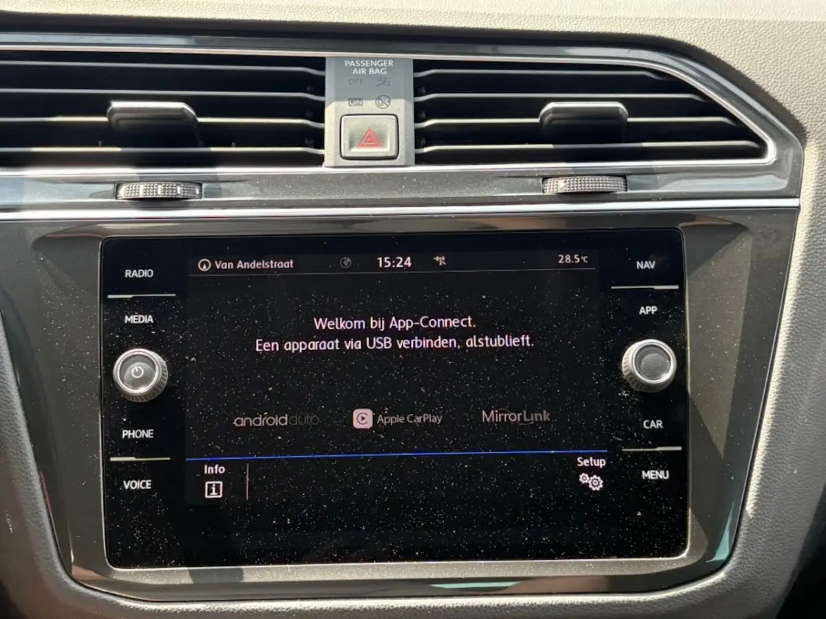 1.5 TSI IQ-DRIVE NAVI TREKHAAK CAMERA CARPLAY AIRCO LMV PDC