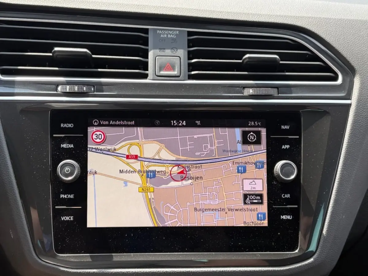 1.5 TSI IQ-DRIVE NAVI TREKHAAK CAMERA CARPLAY AIRCO LMV PDC