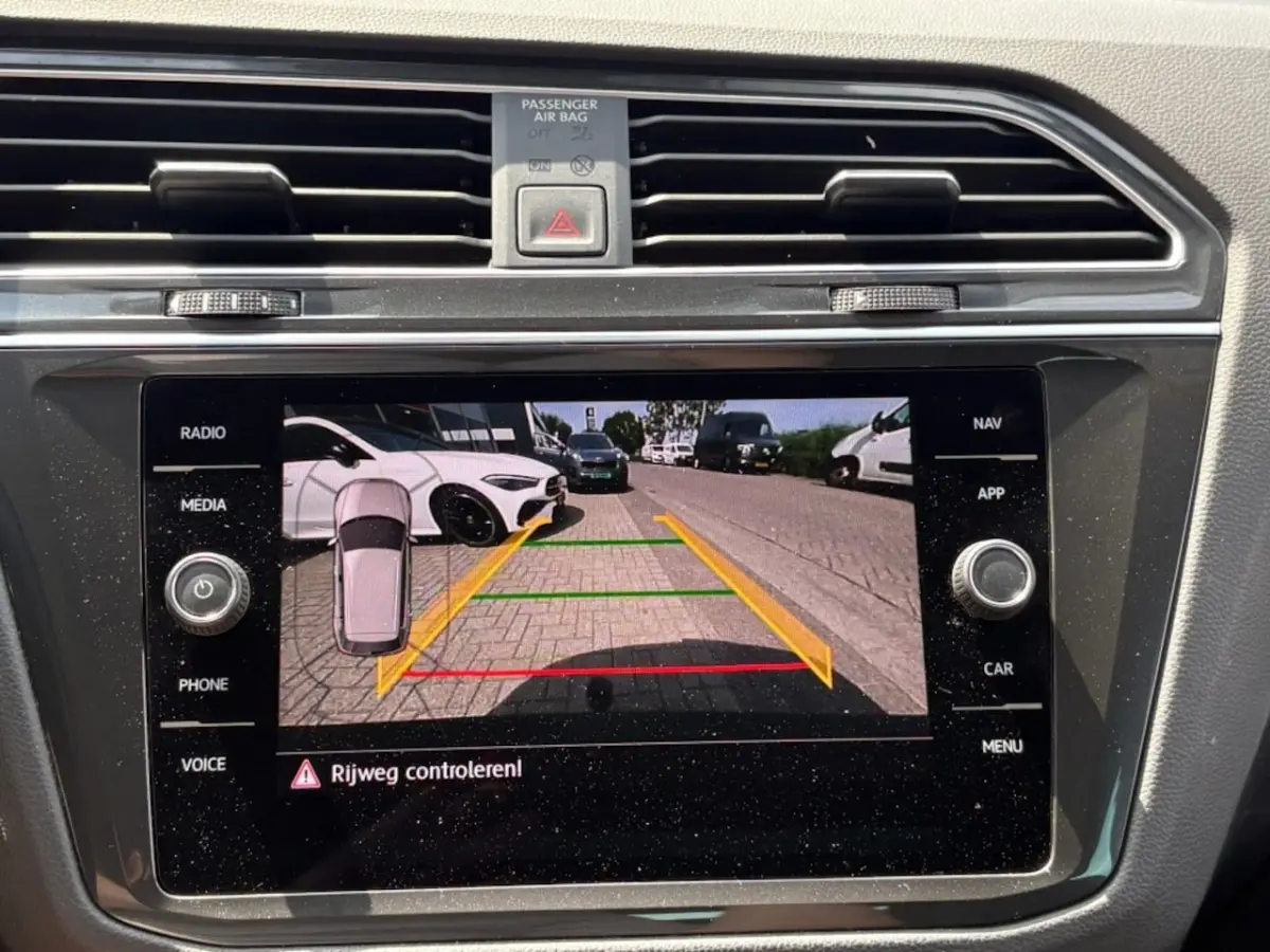 1.5 TSI IQ-DRIVE NAVI TREKHAAK CAMERA CARPLAY AIRCO LMV PDC