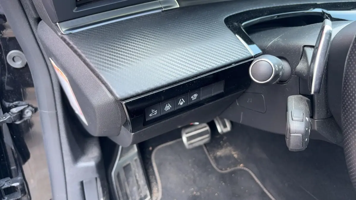 2.0 BlueHDI Blue Lease GT Line AUTOMAAT / FULL LED / CAMERA / STOELVERW / KEYLESS / FOCAL
