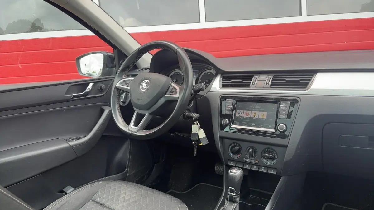 1.2 TSI Greentech Edition AUTOMAAT / TREKHAAK / PANORAMADAK / STOELVERW / NAVI / AIRCO / P