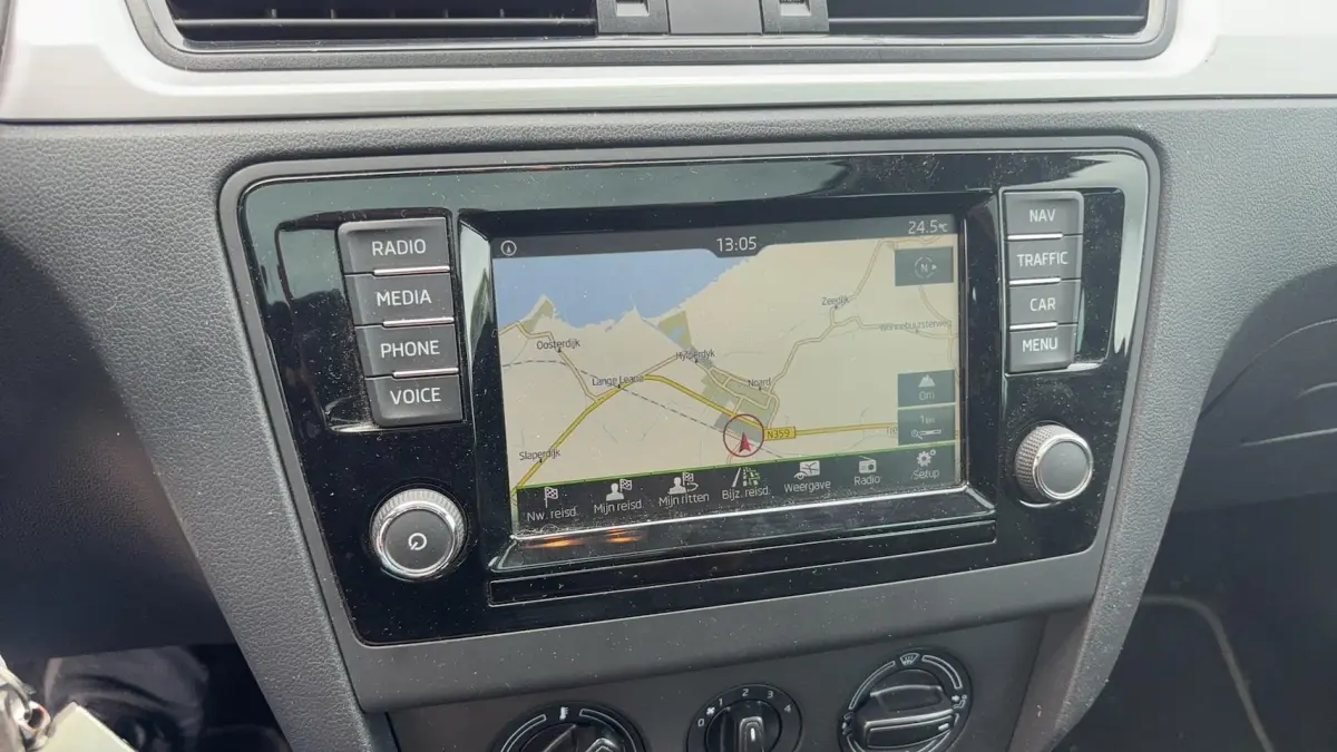 1.2 TSI Greentech Edition AUTOMAAT / TREKHAAK / PANORAMADAK / STOELVERW / NAVI / AIRCO / P