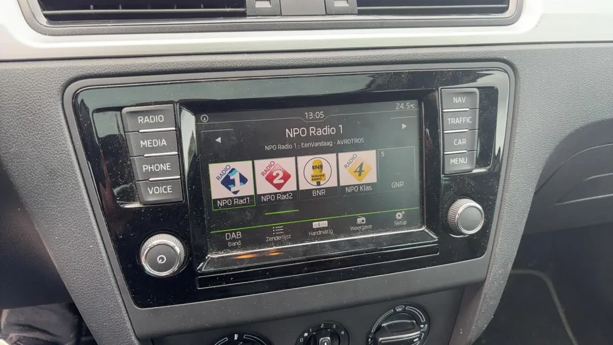 1.2 TSI Greentech Edition AUTOMAAT / TREKHAAK / PANORAMADAK / STOELVERW / NAVI / AIRCO / P