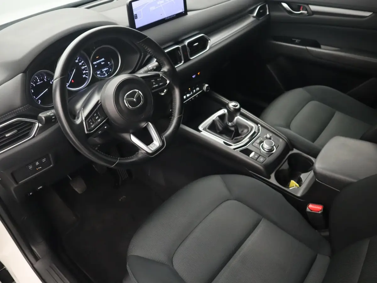 2.0 SkyActiv-G 165 Comfort NIEUWSTE MODEL / TREKHAAK / CAMERA / CARPLAY / NAVI / CLIMA / P