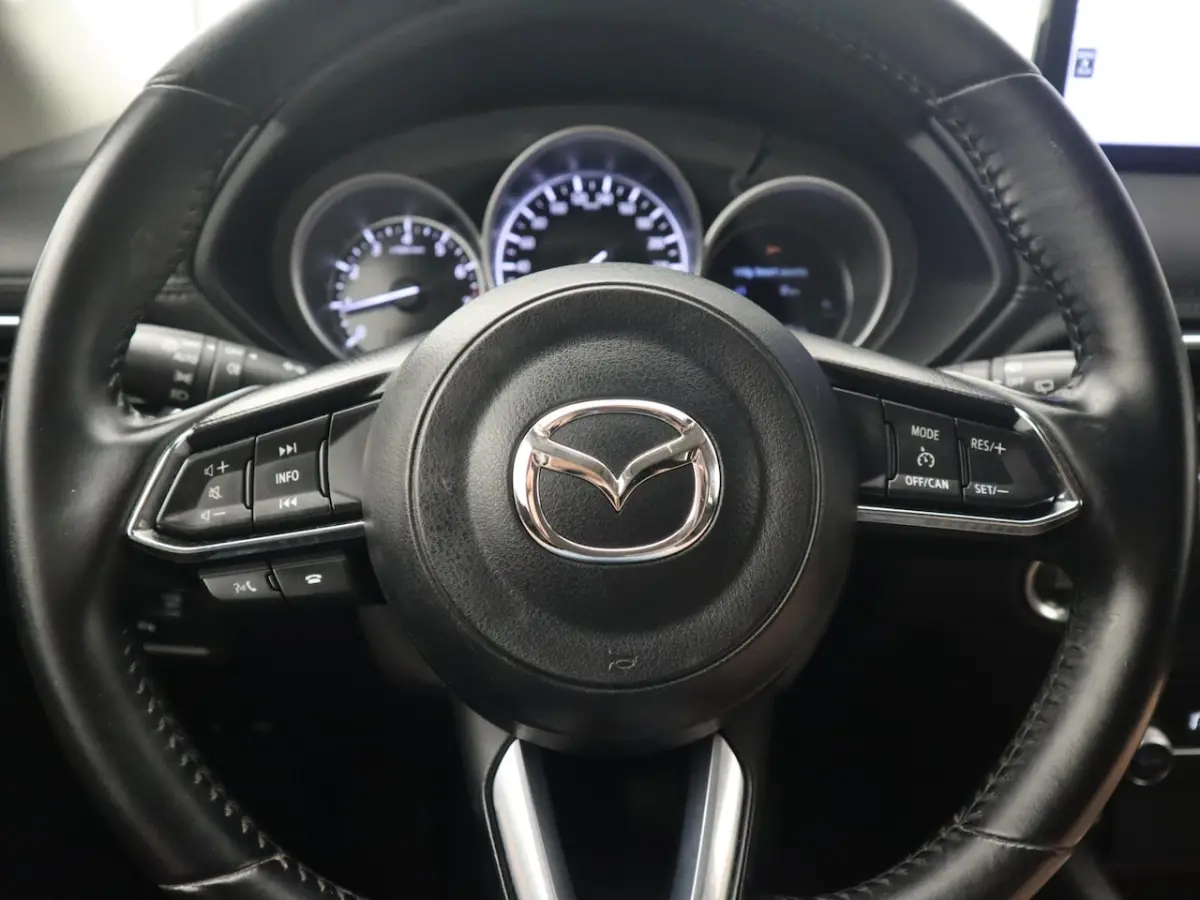 2.0 SkyActiv-G 165 Comfort NIEUWSTE MODEL / TREKHAAK / CAMERA / CARPLAY / NAVI / CLIMA / P