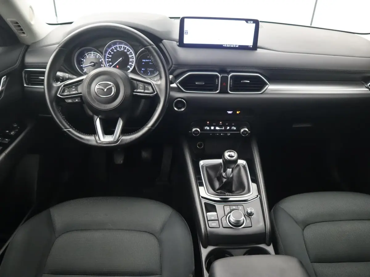 2.0 SkyActiv-G 165 Comfort NIEUWSTE MODEL / TREKHAAK / CAMERA / CARPLAY / NAVI / CLIMA / P