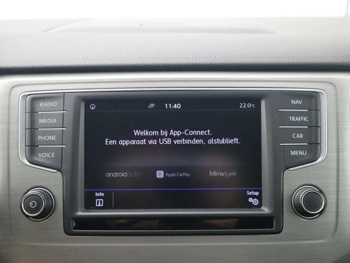 1.0 TSI Comfortline TREKHAAK / CARPLAY / NAVI / CLIMA / PDC / BLUETOOTH / CRUISE / NL-AUTO