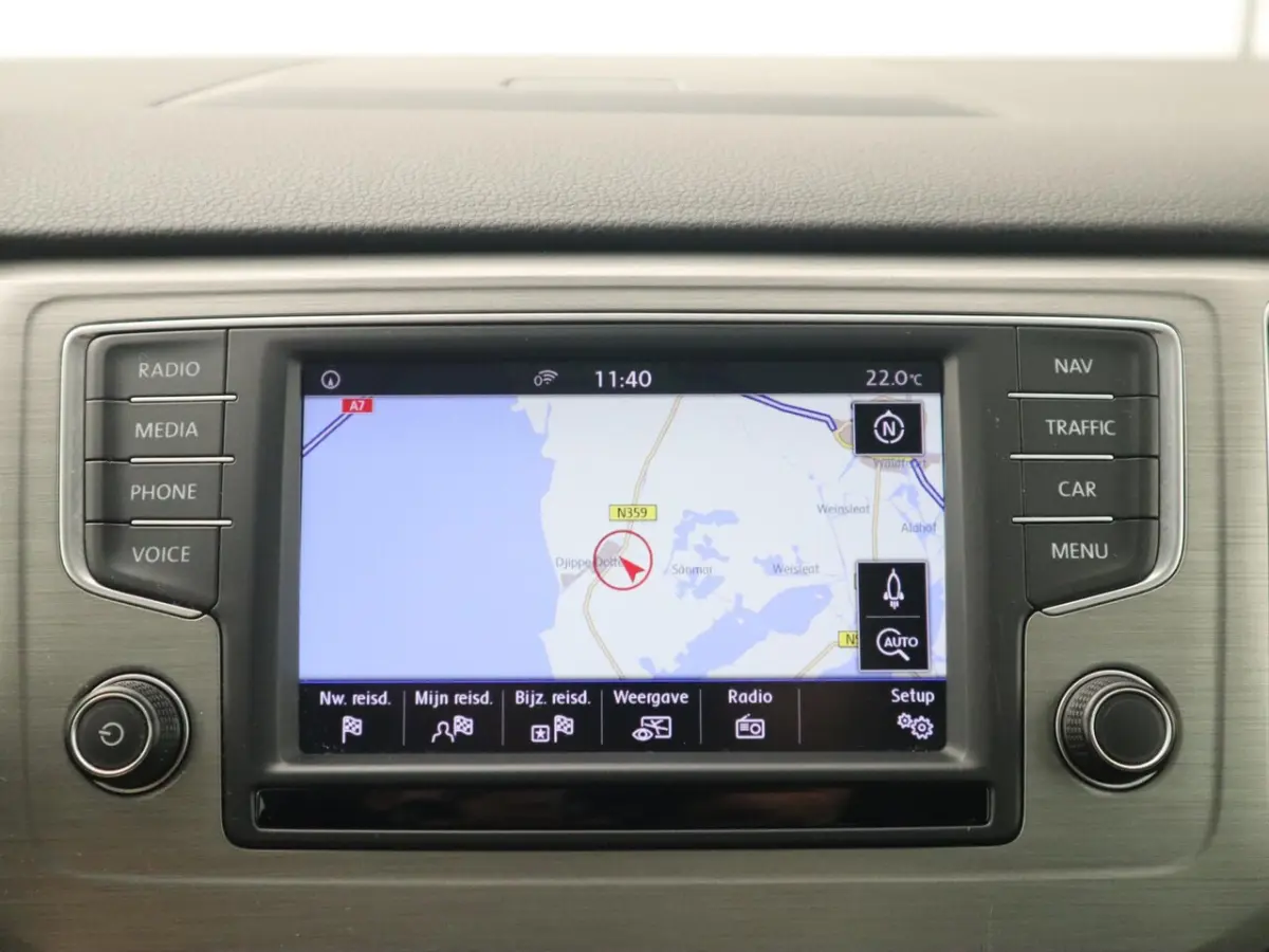 1.0 TSI Comfortline TREKHAAK / CARPLAY / NAVI / CLIMA / PDC / BLUETOOTH / CRUISE / NL-AUTO