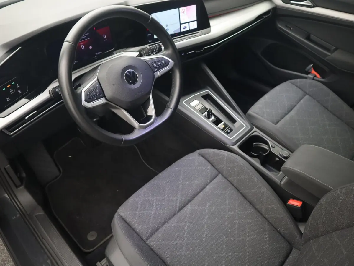 1.0 eTSI Life AUTOMAAT / TREKHAAK / SFEER / CARPLAY / NAVI / CLIMA / PDC / ACC / DAB+ / NL