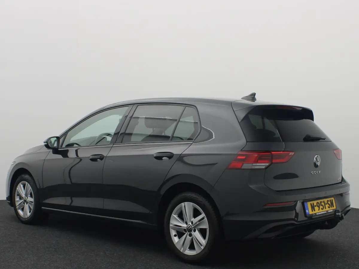 1.0 eTSI Life AUTOMAAT / TREKHAAK / SFEER / CARPLAY / NAVI / CLIMA / PDC / ACC / DAB+ / NL