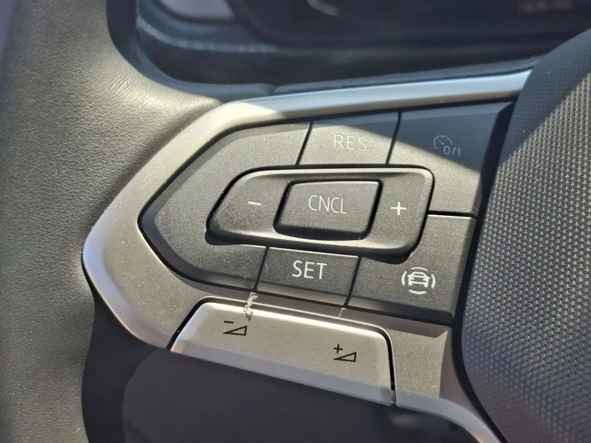 1.0 TSI Life Edition navigatie / stoelverwarming / virtual cockpit