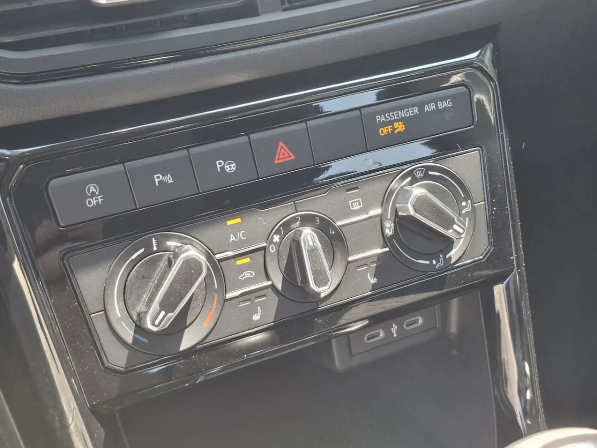 1.0 TSI Life Edition navigatie / stoelverwarming / virtual cockpit