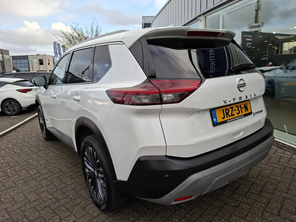 1.5 e-Power Tekna automaat / panoramadak / camera / leer / car play / parelmoer