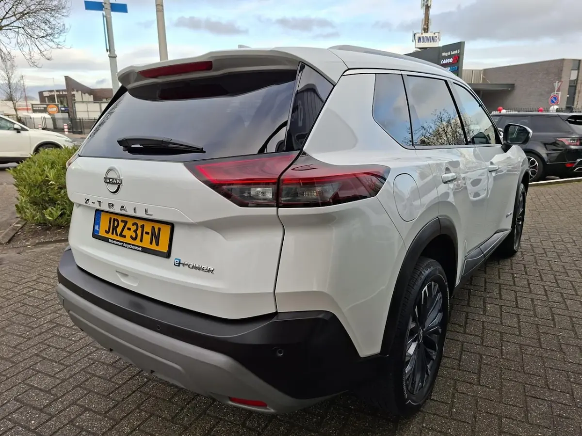 1.5 e-Power Tekna automaat / panoramadak / camera / leer / car play / parelmoer
